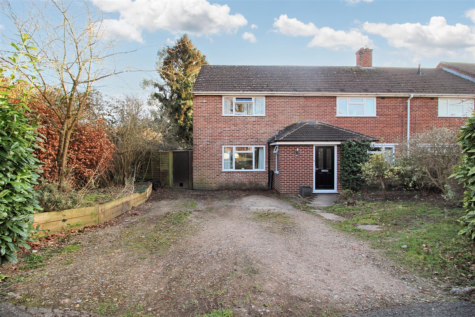 4 bed property in Ashampstead Road, Reading